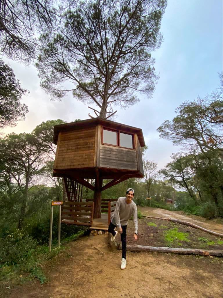 Cabanes Dosrius - Sleeping in a tree house